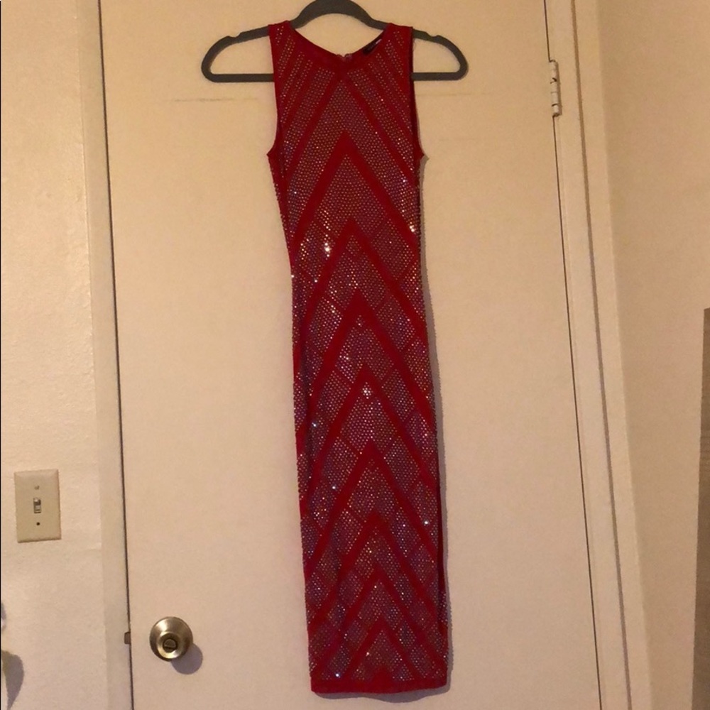 beautiful crystal red dress